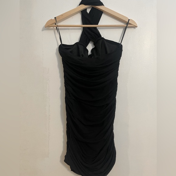NWOT-SHEIN MOD Halterneck Backless
Ruched Mesh Bodycon Dress Size L - Picture 2 of 6